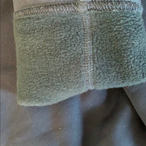 Fleece - Picture 3 of 3